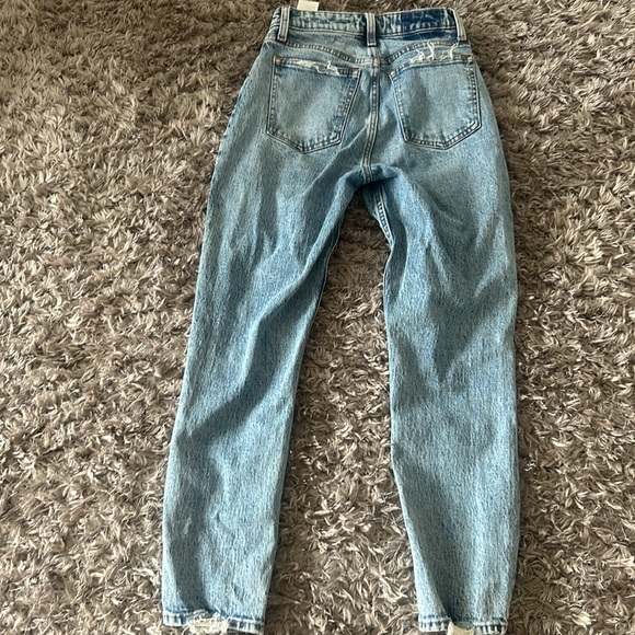 Abercrombie jeans - Picture 3 of 3